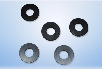 圓(yuan)形(xing)永磁鐵(tie)氧(yang)體